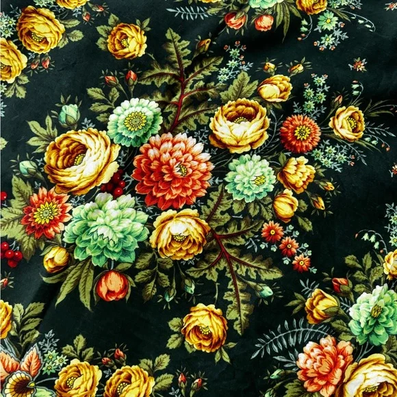 Floral Black Fringed Scarf Russian style